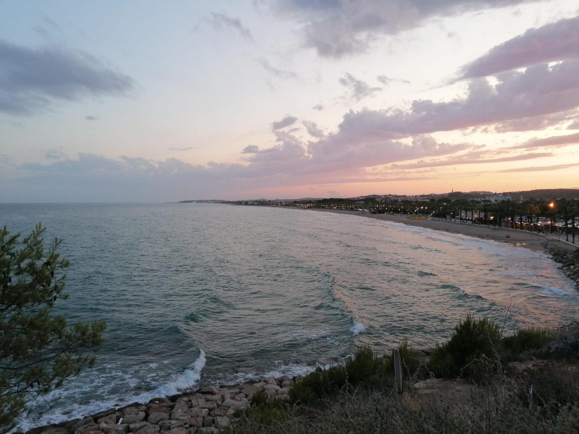 Lluna Beach Bara Roda de Berà  Exterior foto